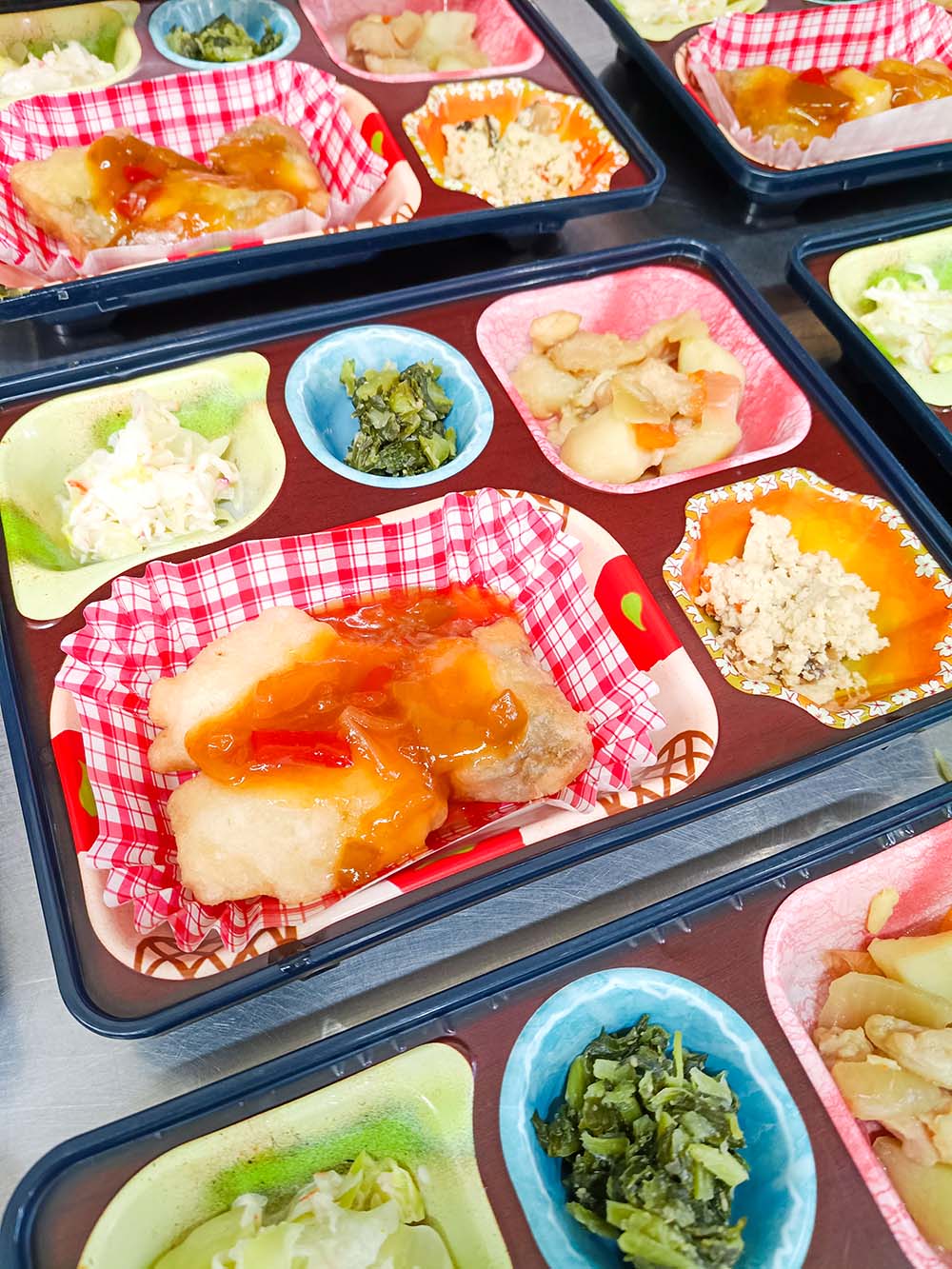 今日は「白身魚の唐揚げ　甘酢あん」です♪